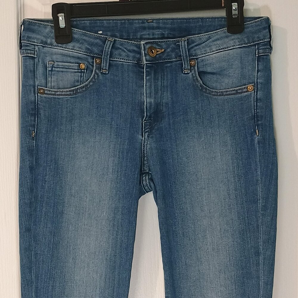 H&M/Super Skinny Jeans/Womens 28x32/Light Blue Low Waist Denim Fit